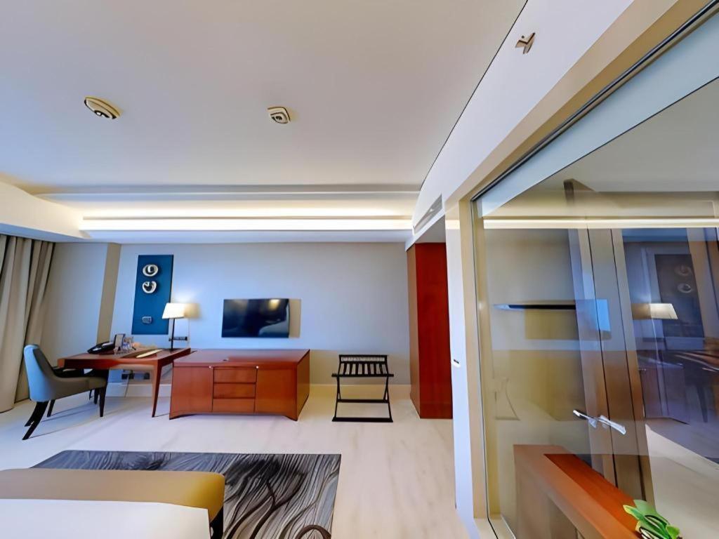 Hotel Tentrem Jogjacarta Exterior foto