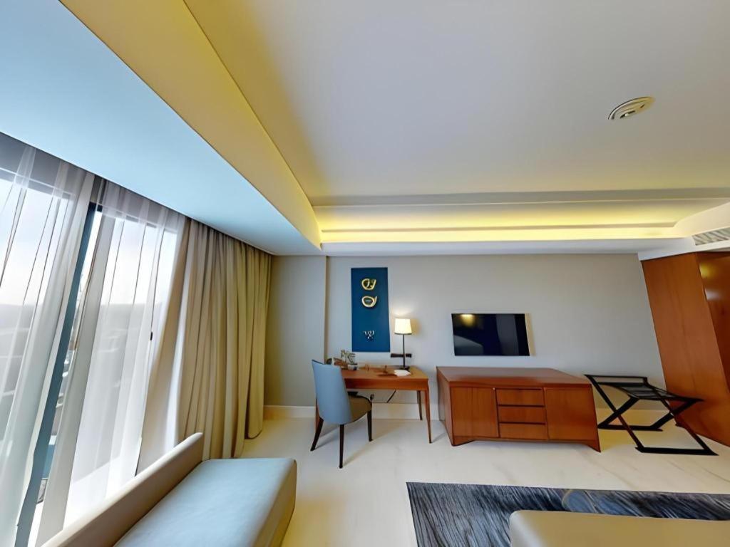 Hotel Tentrem Jogjacarta Exterior foto