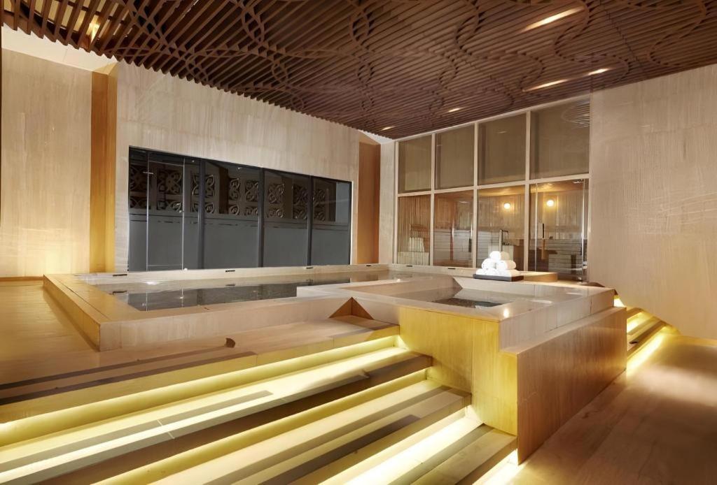Hotel Tentrem Jogjacarta Exterior foto