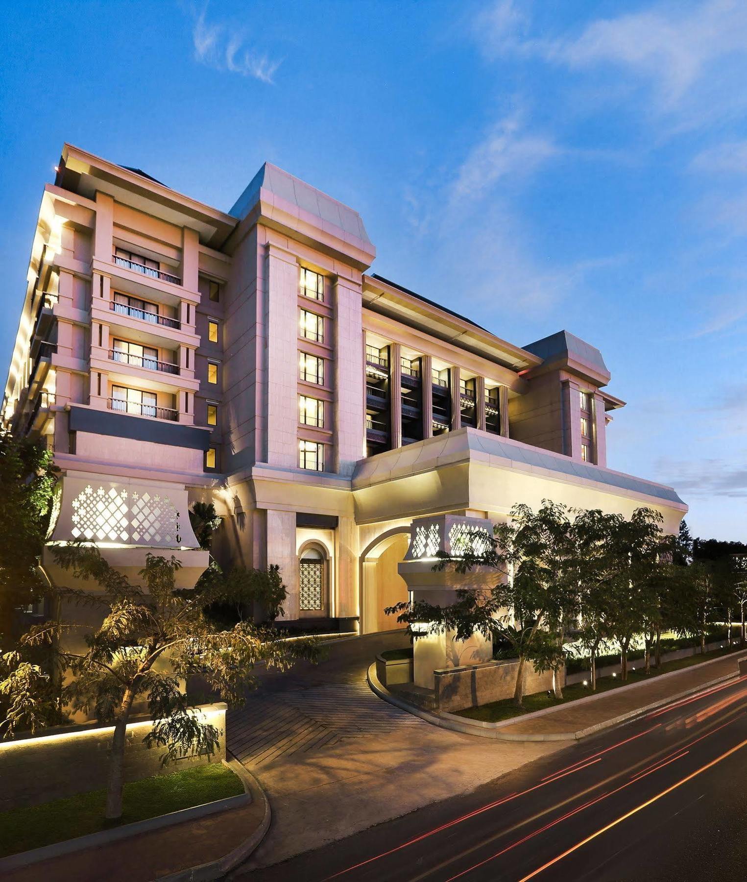 Hotel Tentrem Jogjacarta Exterior foto